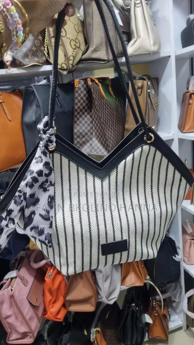 New Design Bags for Her White Black - main view