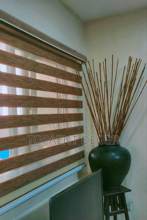 Roll Up and Down Brown Sun Rays Blocker Office Window Blinds - main view