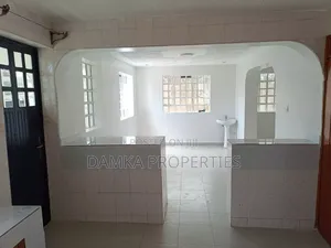 4bdrm Mansion in Nakuru Town East for sale