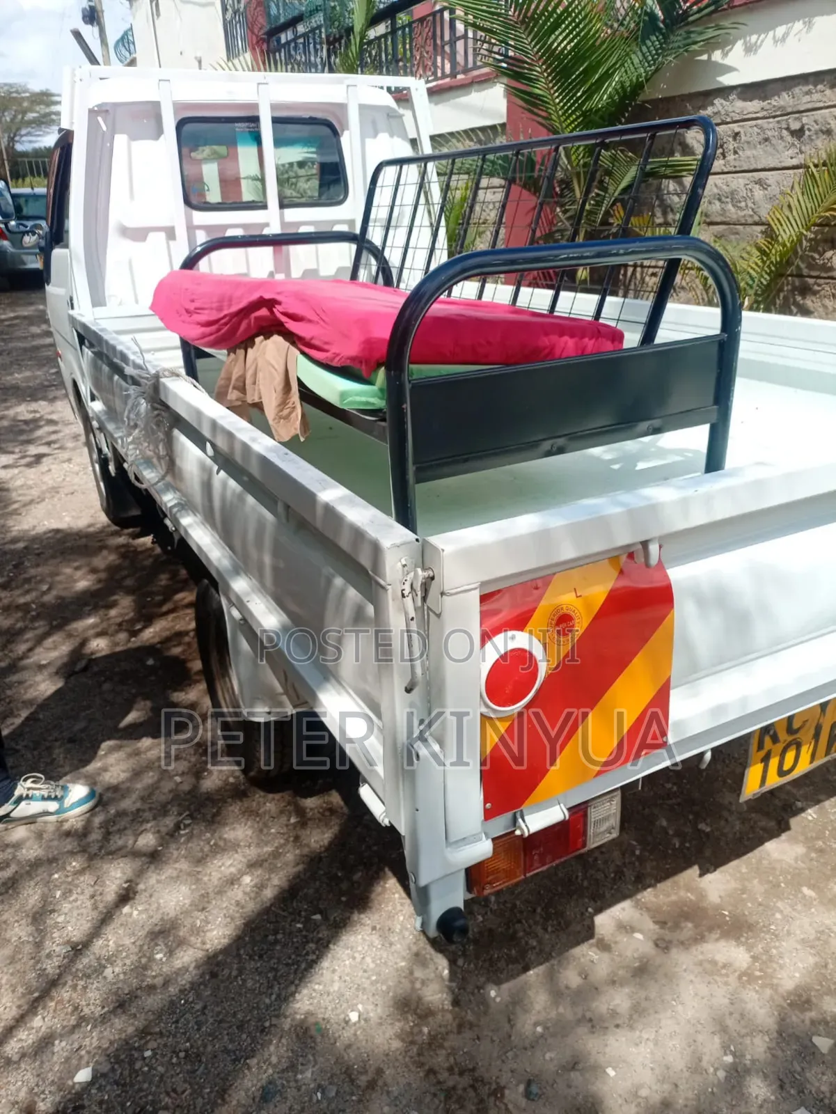 Medium Sized Goods Transportion Service