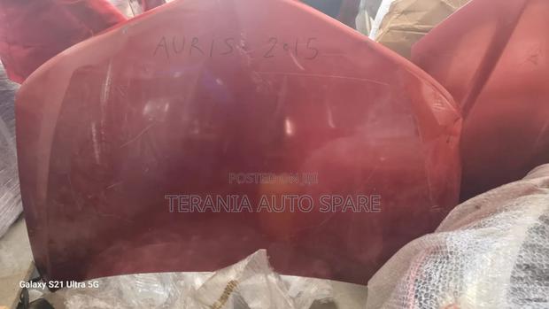 Auris 2015 Bonnet