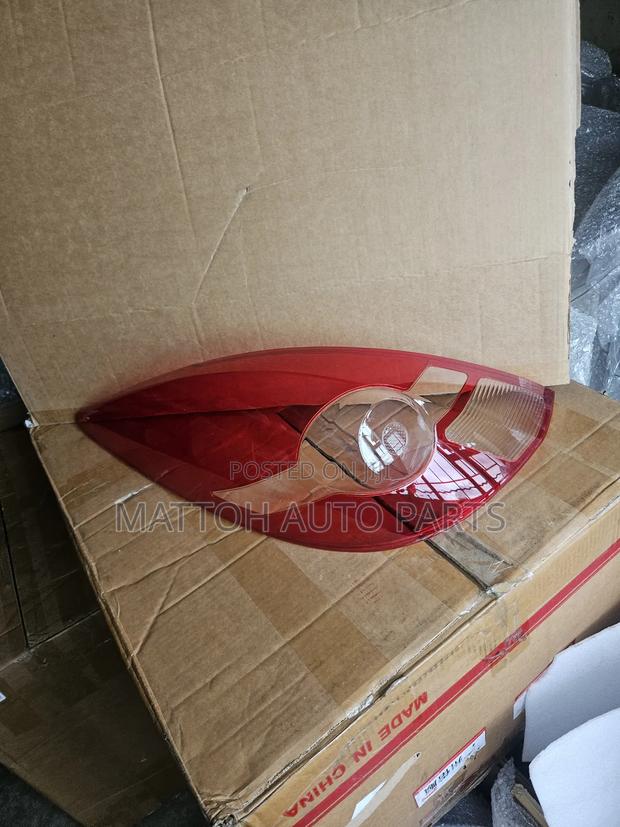 Tailight Lens Nissan Tiida Station Wagon