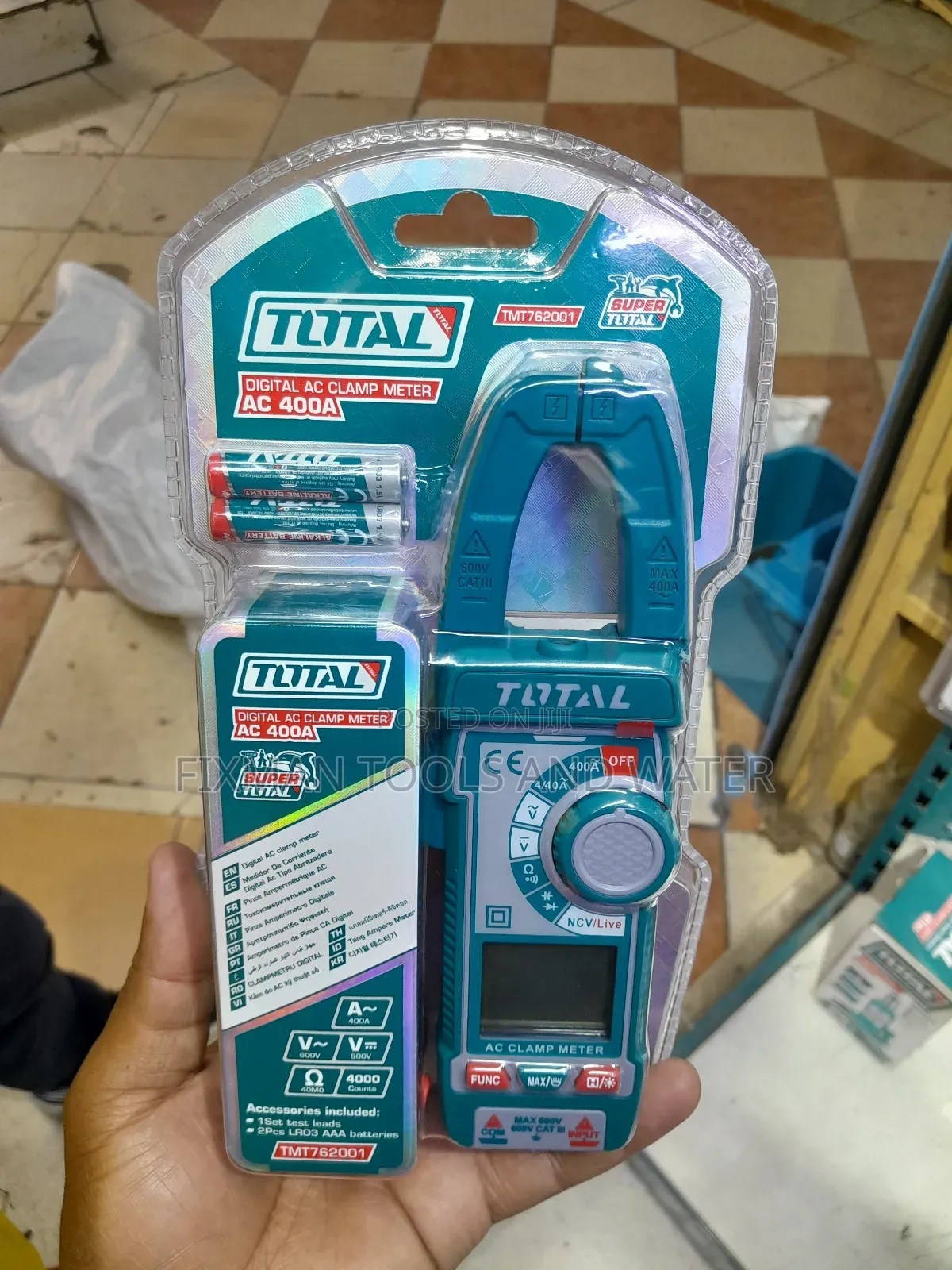 Digital Clamp Meter 400amps 600 Volts