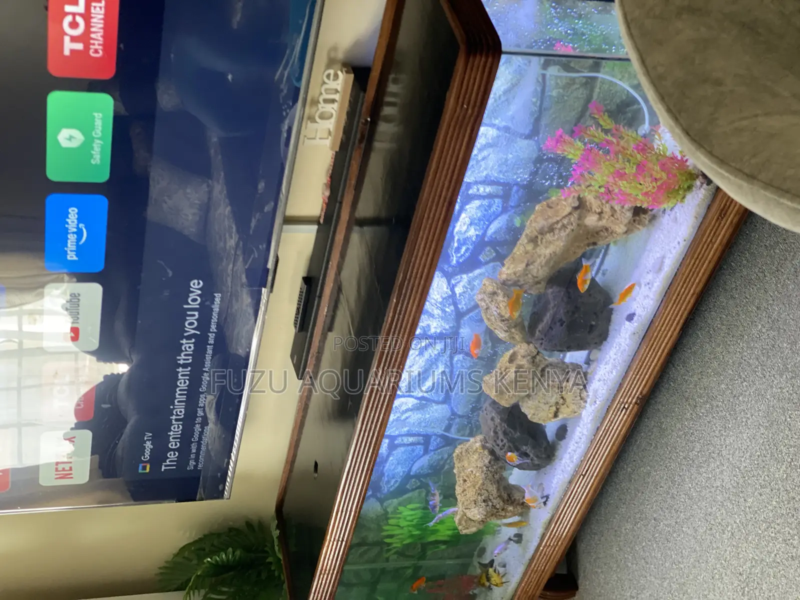 Full Set-Up: Solid Wood Tv Stand Aquarium W/ 10 Fish