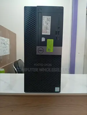 Desktop Computer Dell OptiPlex 7060 8GB Intel Core I5 HDD 500GB