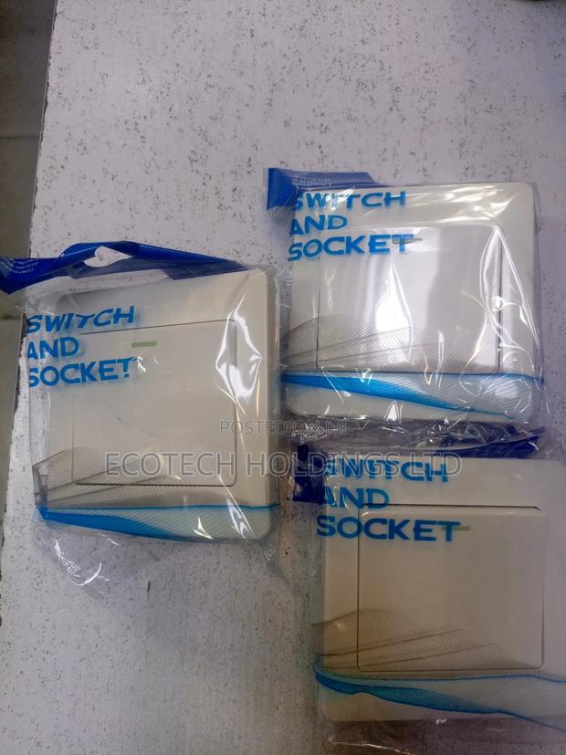 1 Gang 2 Way Switches