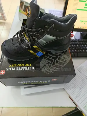 Ultimate Plus Safety Boot