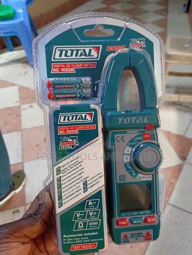 Digital Display Clamp Meter 40megaohms 400a