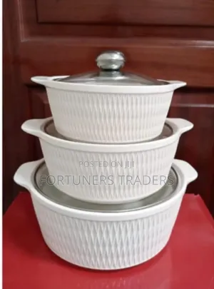 3 Piece Ceramic Bowls With Glass Lid