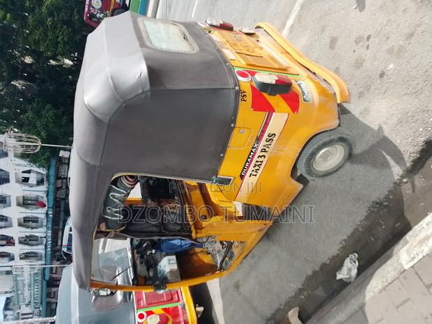 TVS King Cargo 2023 Yellow - thumbnail 3