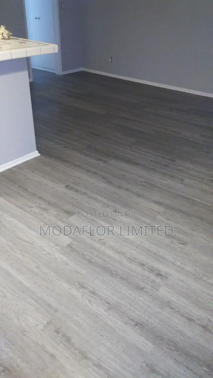 "Make Your Floor a Showstopper!" With SPC Flooring