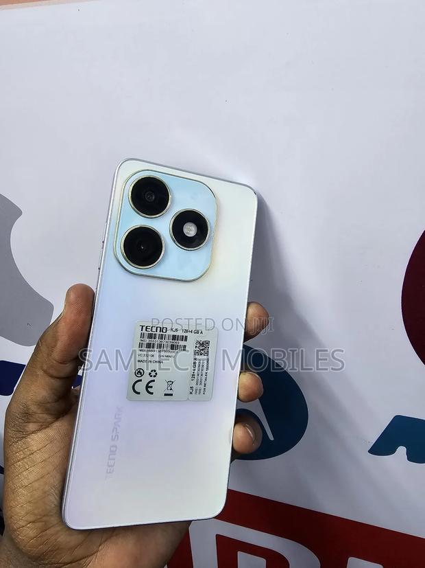 Tecno Spark 20 128 GB Silver - thumbnail 3