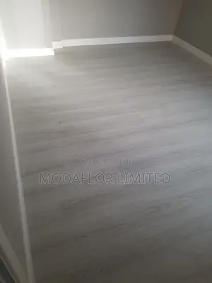 "Floors That Keep Their Cool!" With SPC Flooring