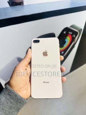 Apple iPhone 8 Plus 64 GB Rose Gold - main view