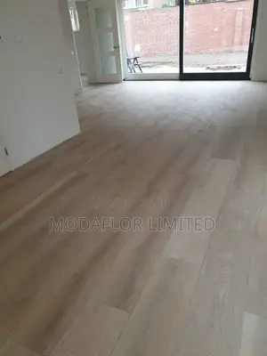 "Unbeatable Style. Unbreakable Core!" of SPC Flooring