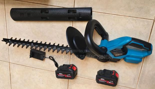 Cordless Hedge Trimmer/ Hedge Trimmer - main view