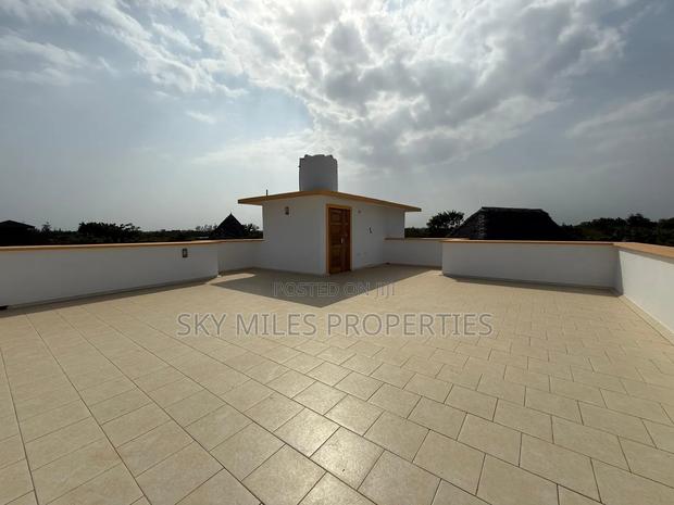 3bdrm Villa in Diani for sale - thumbnail 7