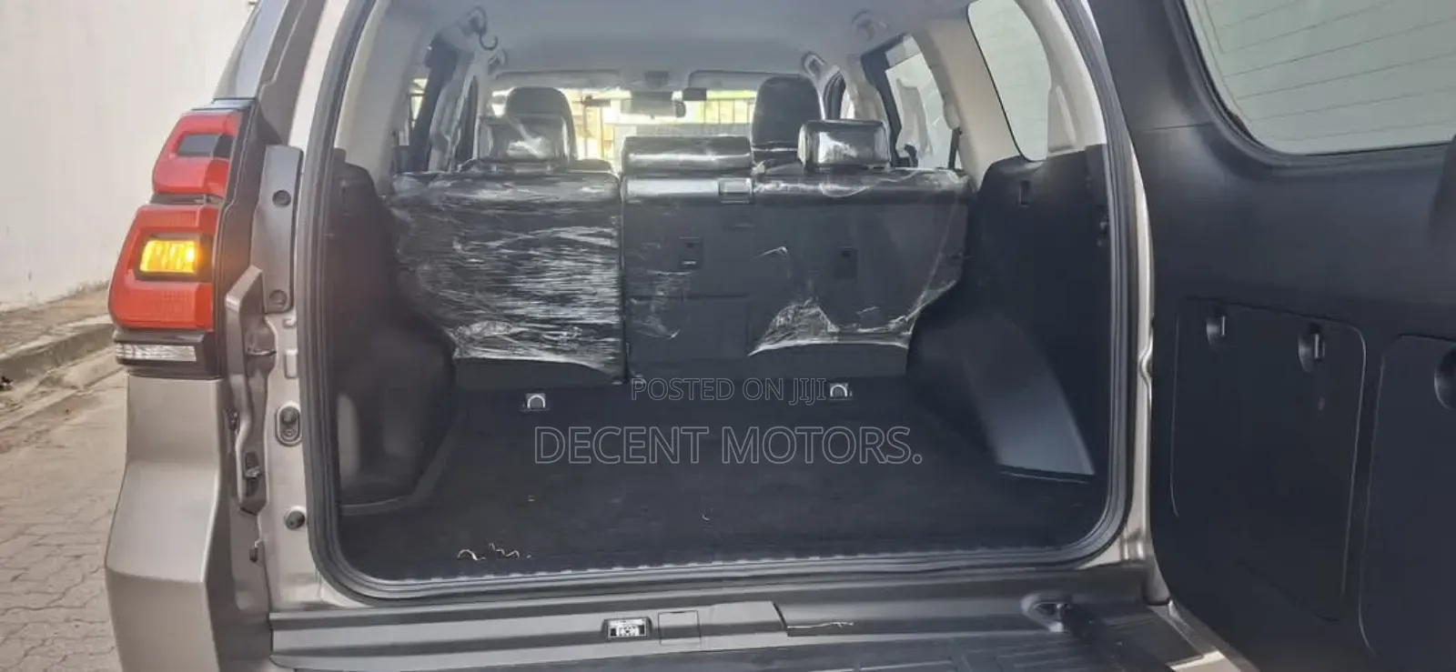 Toyota Land Cruiser Prado 2.8 2019 Gray