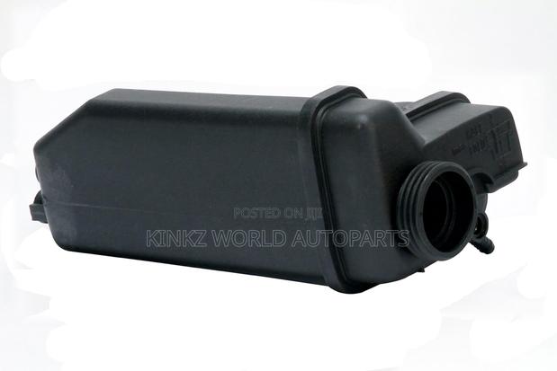 BMW Cooling Radiator Expansion Tank E39 E38  - thumbnail 2