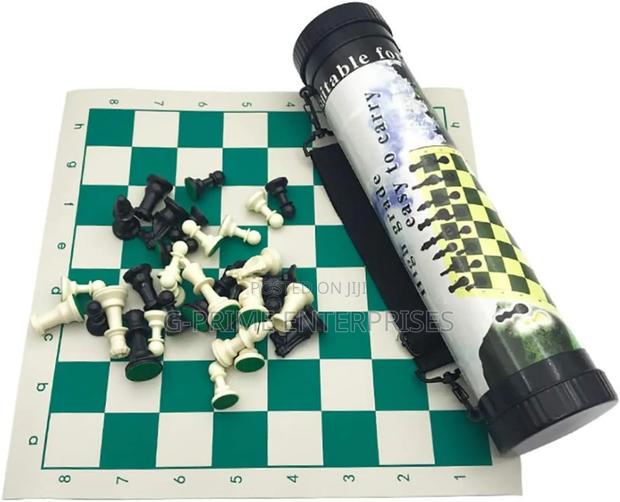 Portable Travel Chess Set. - main view