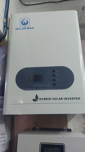 Solarmax Hybrid Inverter. - main view