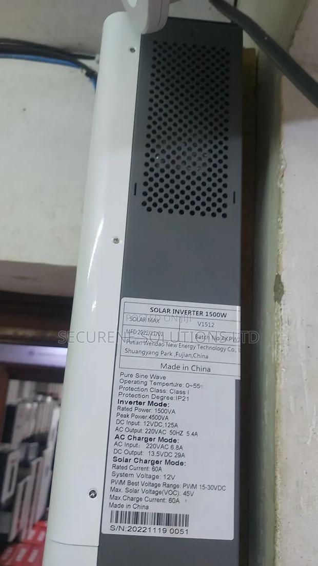 Solarmax Hybrid Inverter. - thumbnail 3