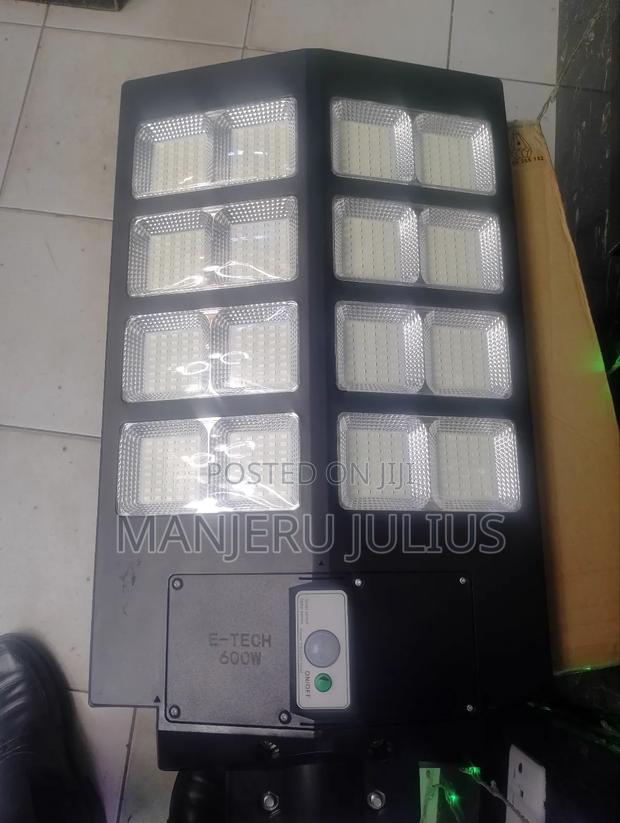 1000watts Solar Streetlight - main view
