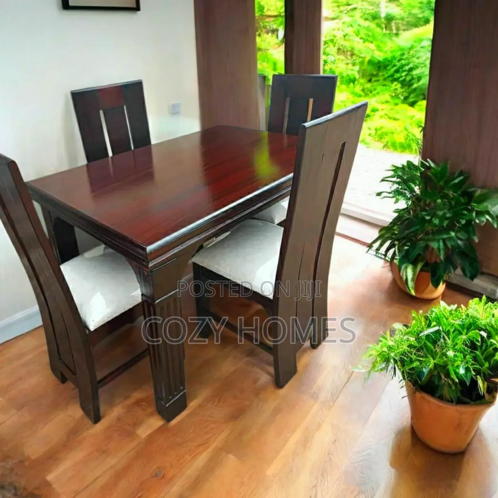Dining Table, a Wholesome Dining Table, 4 Seater