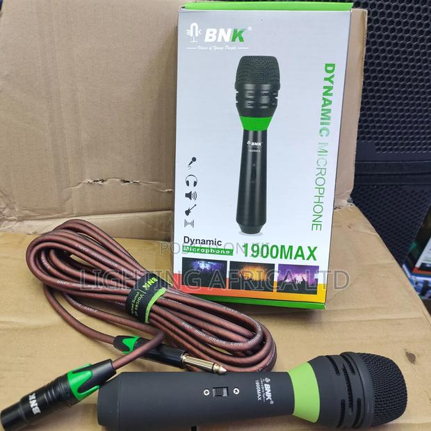 10 Meters Wired BNK Dynamic Microphone Rubber Coated