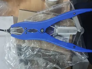 Elastrator