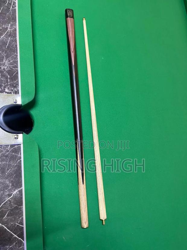 Durable Billiard Cue Stick - main view
