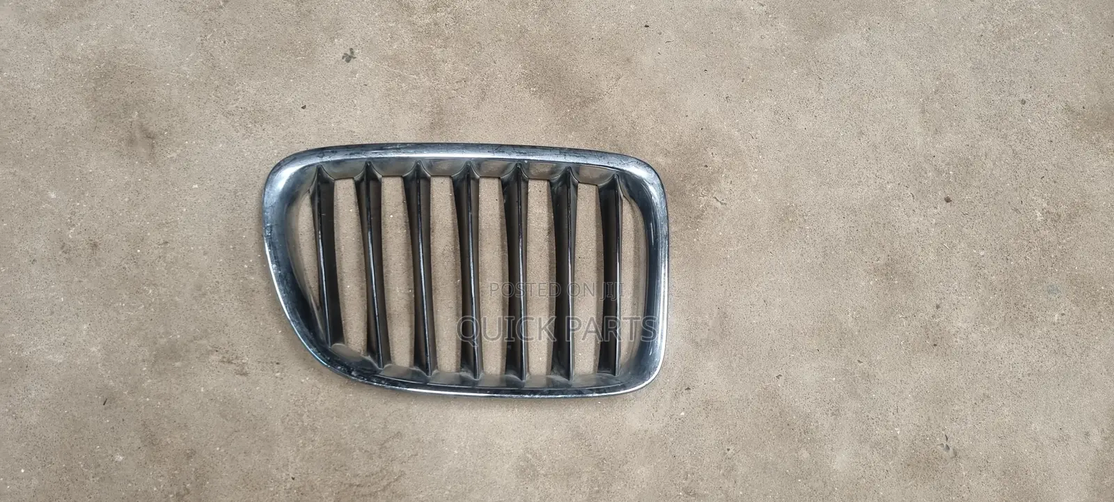 BMW X1 E84 Front Grill