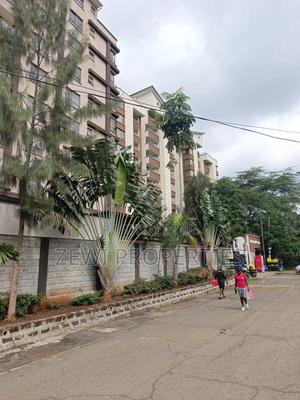 3bdrm Apartment in Safari Park, Roysambu for sale