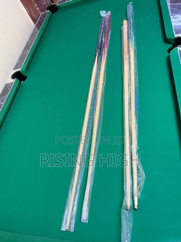 Best Value Cue Sticks Pool Table
