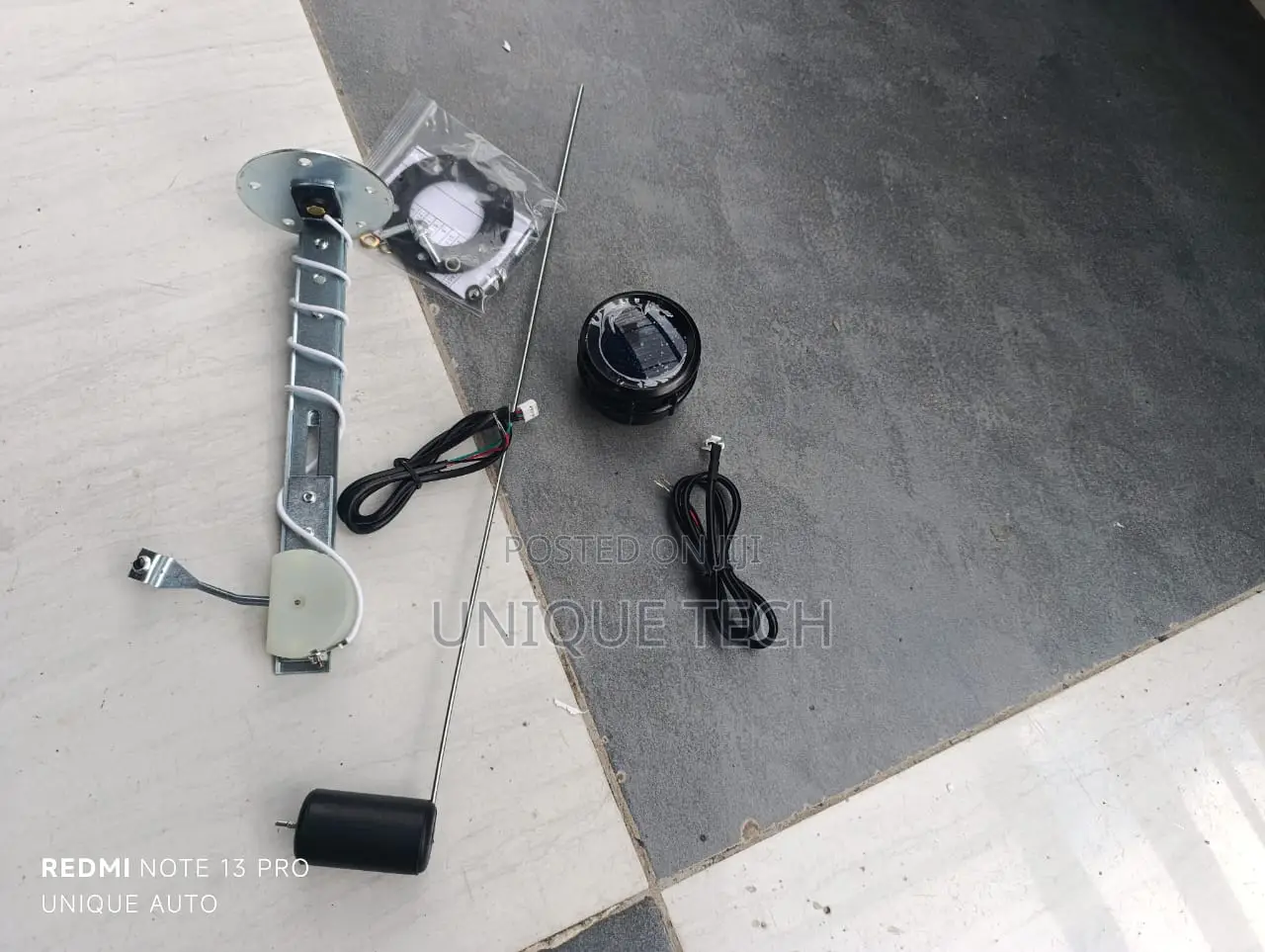 Universal Digital Fuel Monitor/Gauge