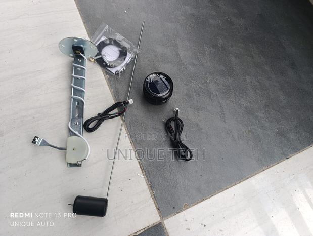 Universal Digital Fuel Monitor/Gauge