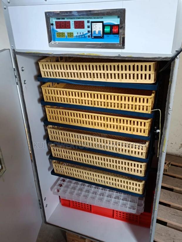 528 Eggs Incubator/ Incubator 528 Eggs - main view