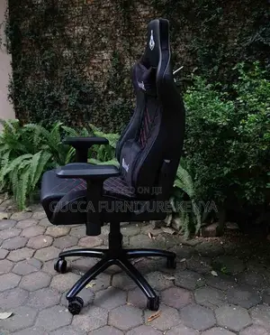 Office Chair:Modern Recliner Gaming and Streamer's Chair