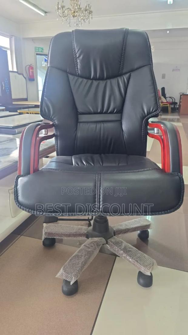 Office Chair:Director Executive Leather - main view