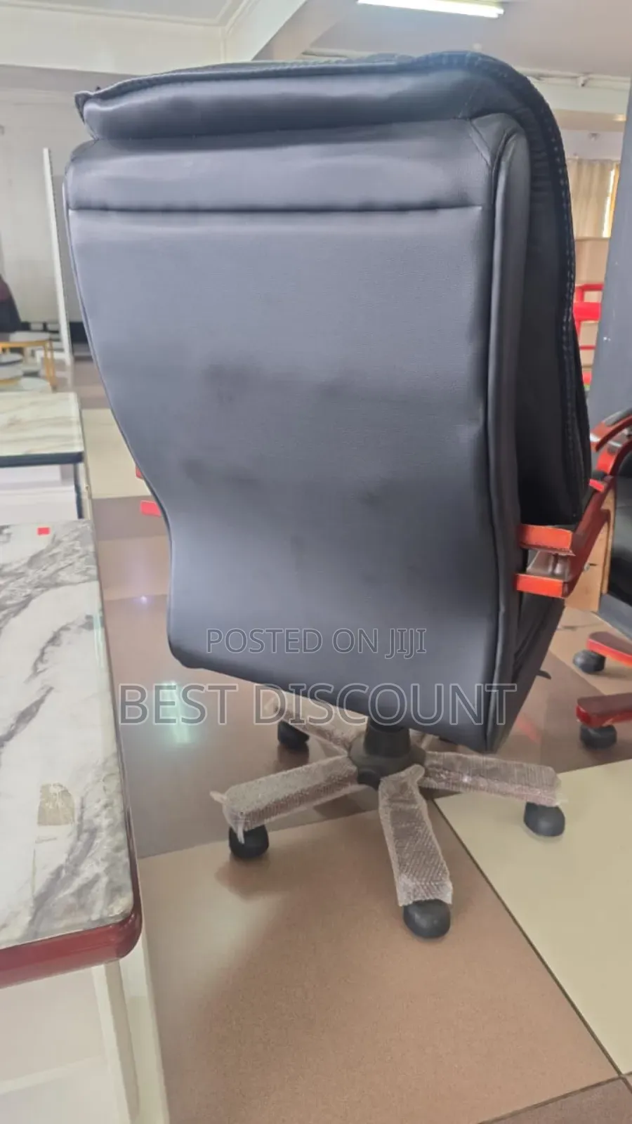 Office Chair:Director Executive Leather