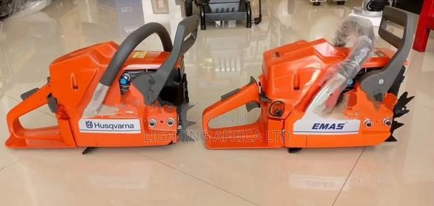 Ema's Chainsaw Machine - main view