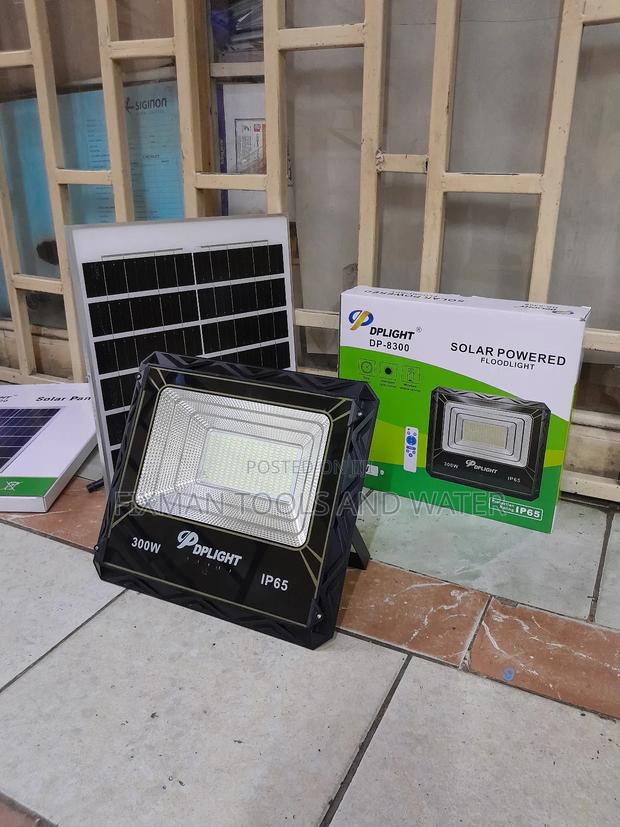 Top Security Dp Solar Light 300 Watts With Panel And Remote - main view