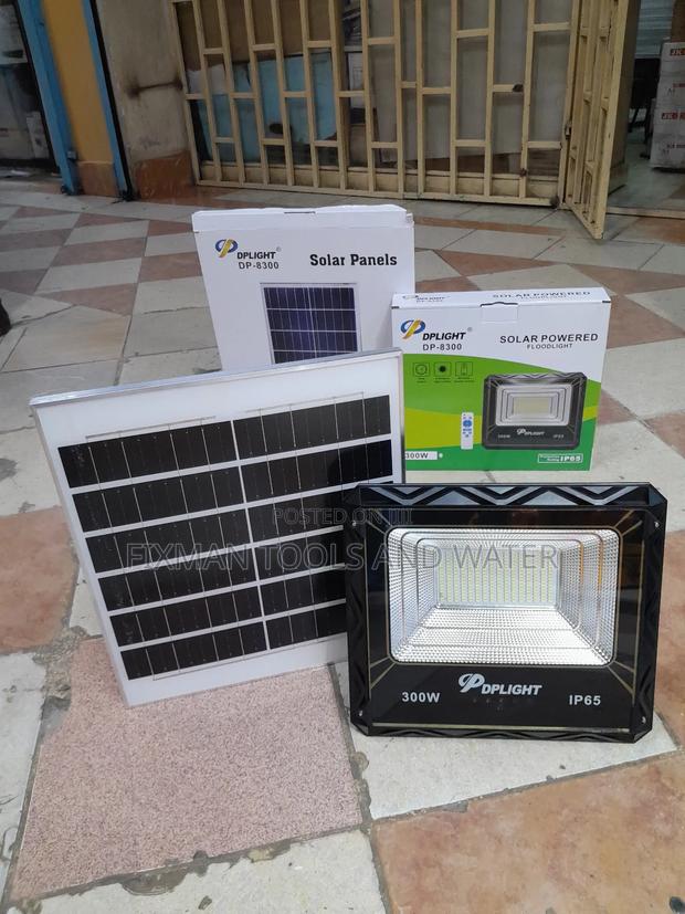 Dp Solar Flood Lights 300 Watts 18 Hr Working