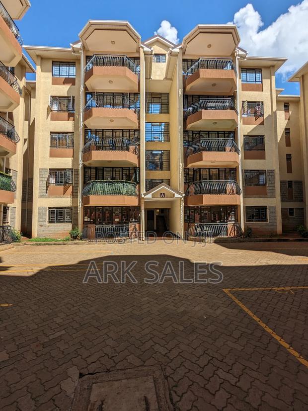 3bdrm Apartment in Kasarani for sale - main view