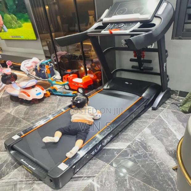 Commercial Treadmills+ Tréadmills^Trëadmills<Trėadmills