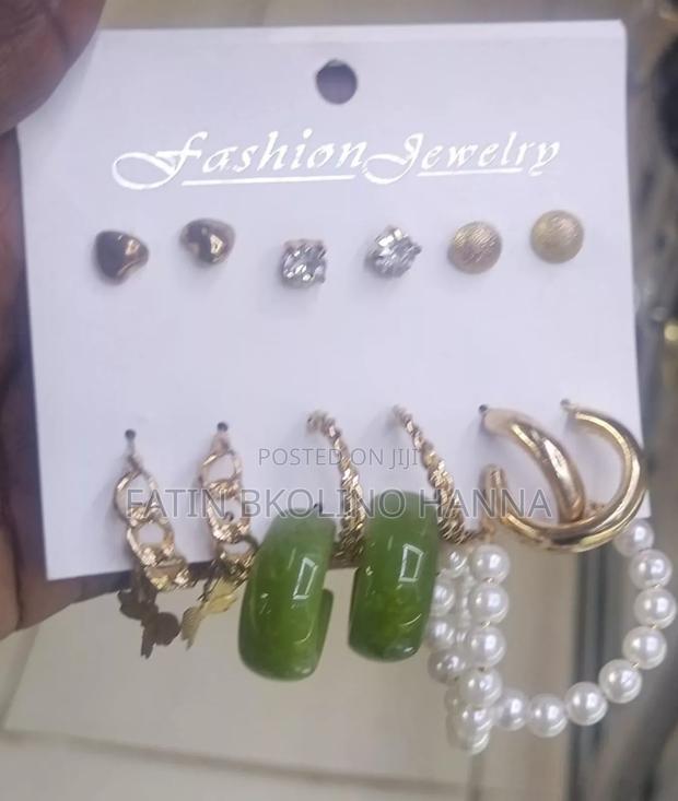 Earrings Pack - thumbnail 2