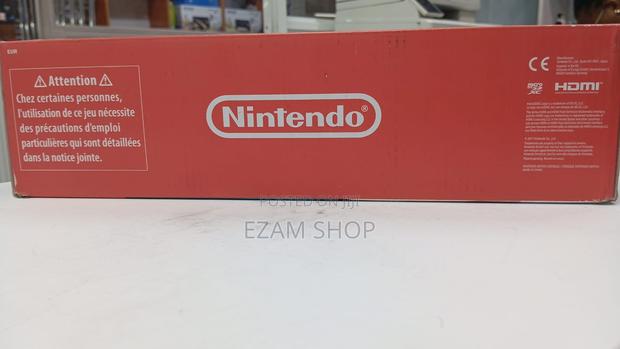 Nintendo Switch - main view