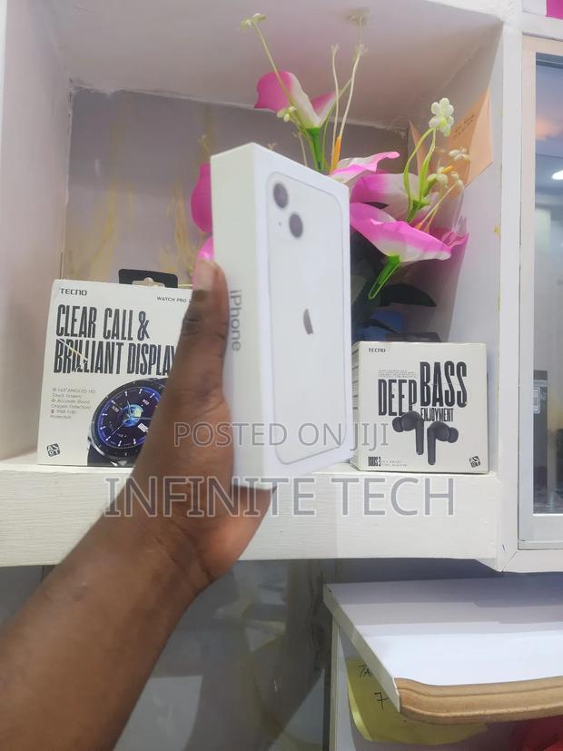 New Apple iPhone 13 128 GB White - thumbnail 3
