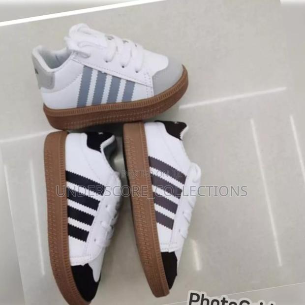 Samba Sneakers for Babies - main view