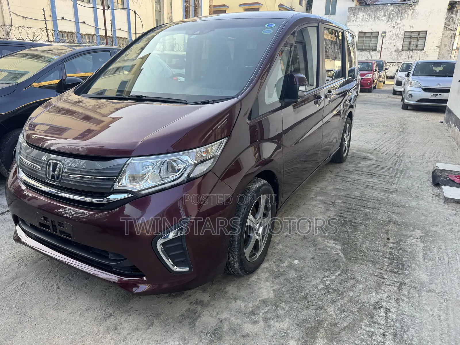Honda Stepwgn 2019 Purple